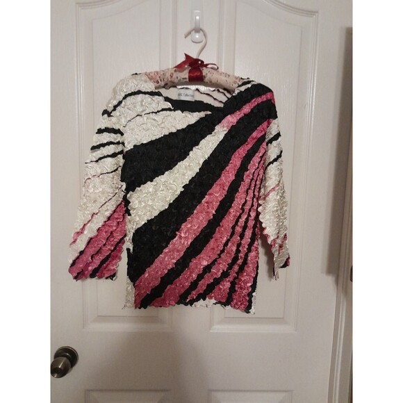 Y2k ABC Collection Womens Colorful Crinkle Fabric Top. Pit To Pit 18/ Sm . B49 - Picture 1 of 3